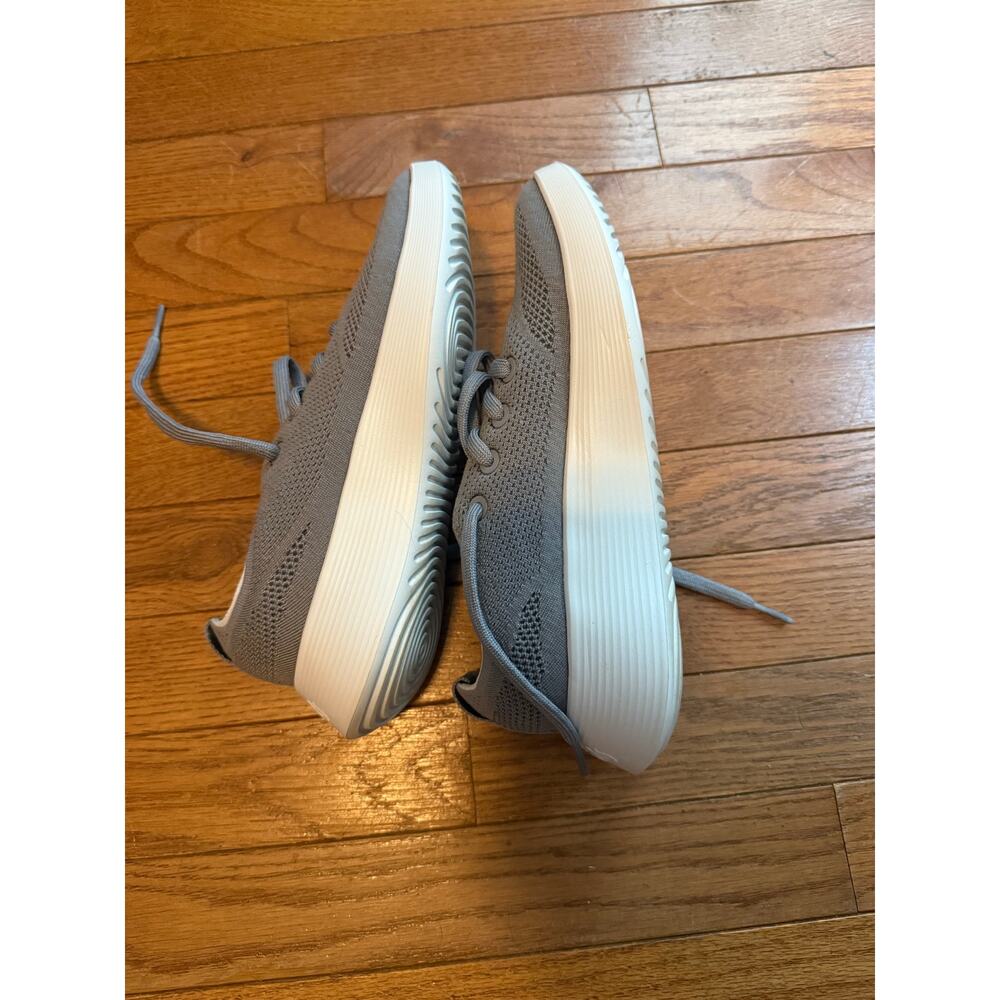 AllBirds Women's Tree Runner Size 7 Mist (White Sole) - Picture 10 of 15